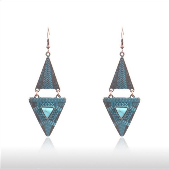 💕 RESTOCKING! Boho Turquoise Drop Earrings - Picture 3 of 4